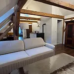 Zamek Bystrice Nad Uhlavou *