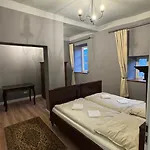 Zamek Bystrice Nad Uhlavou * 클라토비