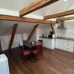 Zamek Bystrice Nad Uhlavou 아파트 클라토비