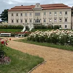 Zamek Bystrice Nad Uhlavou * 클라토비