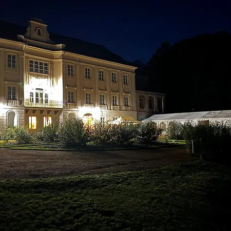 Zamek Bystrice Nad Uhlavou شقة *