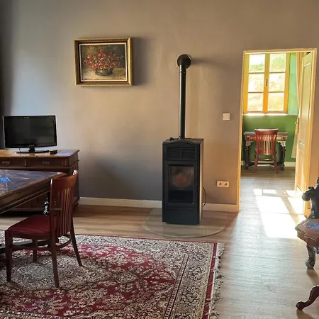 Apartment Zamek Bystrice Nad Uhlavou *