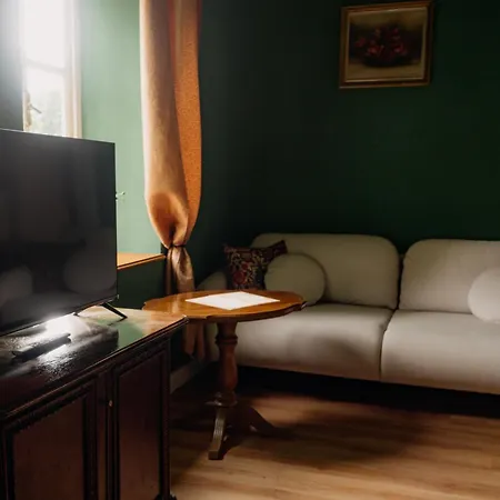 Appartement Zamek Bystrice Nad Uhlavou